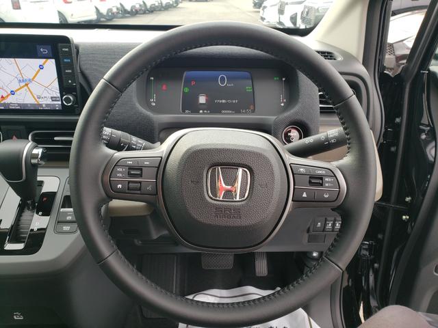 フリード e:HEVエアー EX 登録済未使用車 ホンダ9インチコネクトナビ バックカメラ ホンダセンシング 純正15インチアルミホイール ブラインドスポットモニター シートヒーター サーキュレーター 3列シート オートエアコン(18枚目)