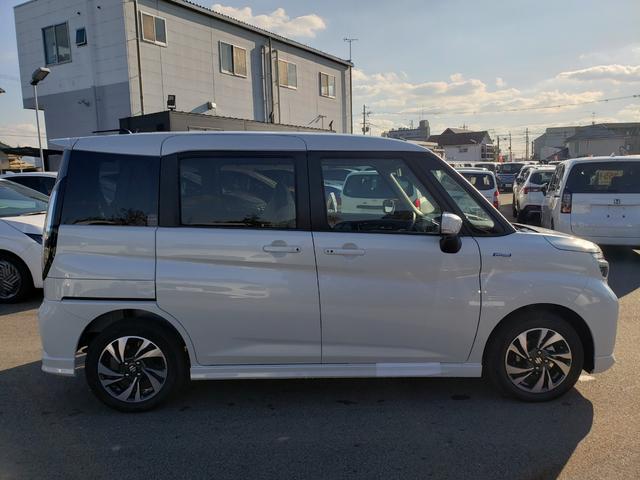 ソリオバンディット ハイブリッドＭＶ　登録済未使用車　セーフティーサポート　純正９インチメーカーナビ　全方位モニター　両側パワースライドドア　シートヒーター　ＬＥＤヘッドライト・フォグ　純正１５インチアルミホイール　オートエアコン（4枚目）