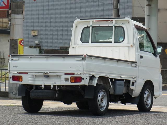 サンバートラック ＴＢ　パートタイム４ＷＤ　５ＭＴ　タイミングチェーン（11枚目）