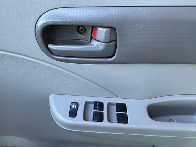 アルト EII MT ワンセグTV キーレスエントリーシステム パワステ パワーウィンドー 運転席エアバック 助手席エアバック マニュアルエアコン(20枚目)