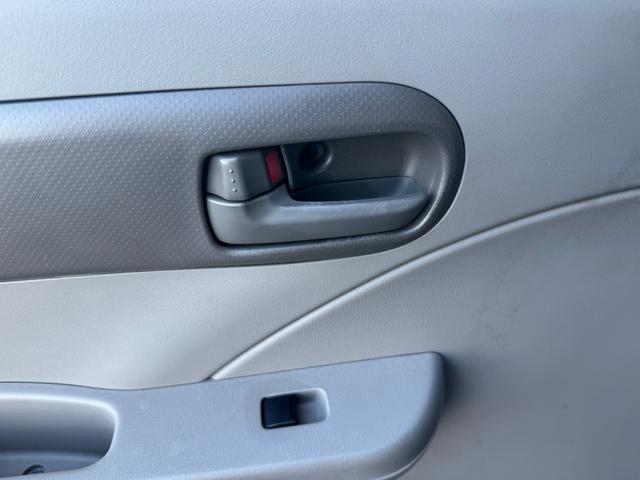 アルト EII MT ワンセグTV キーレスエントリーシステム パワステ パワーウィンドー 運転席エアバック 助手席エアバック マニュアルエアコン(27枚目)