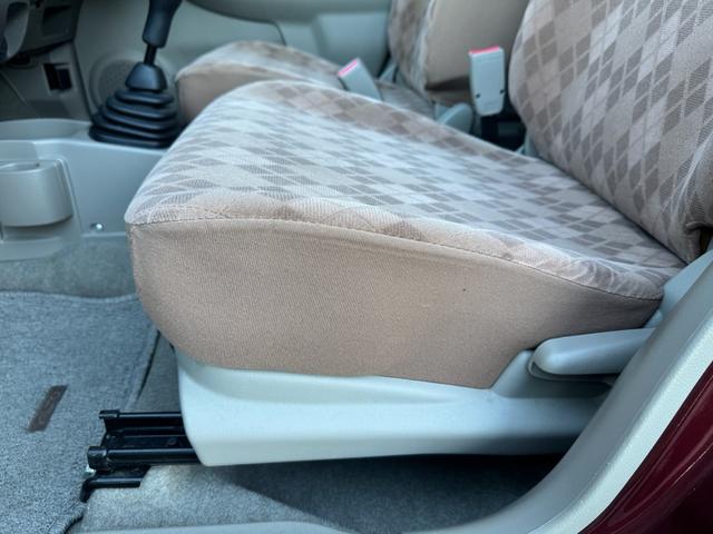アルト EII MT ワンセグTV キーレスエントリーシステム パワステ パワーウィンドー 運転席エアバック 助手席エアバック マニュアルエアコン(29枚目)