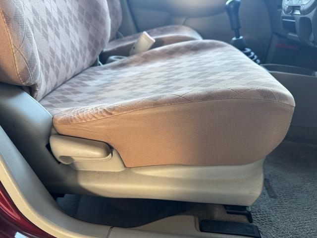 アルト EII MT ワンセグTV キーレスエントリーシステム パワステ パワーウィンドー 運転席エアバック 助手席エアバック マニュアルエアコン(33枚目)