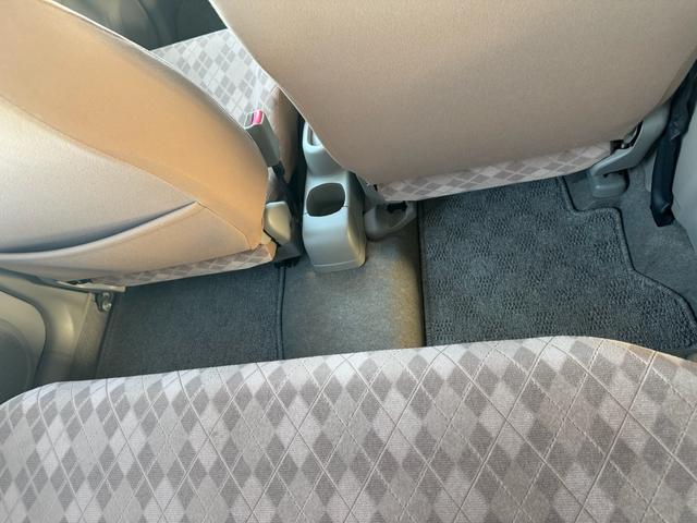 アルト EII MT ワンセグTV キーレスエントリーシステム パワステ パワーウィンドー 運転席エアバック 助手席エアバック マニュアルエアコン(38枚目)