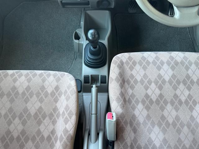 アルト EII MT ワンセグTV キーレスエントリーシステム パワステ パワーウィンドー 運転席エアバック 助手席エアバック マニュアルエアコン(43枚目)