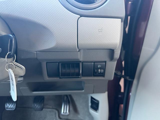 アルト EII MT ワンセグTV キーレスエントリーシステム パワステ パワーウィンドー 運転席エアバック 助手席エアバック マニュアルエアコン(47枚目)