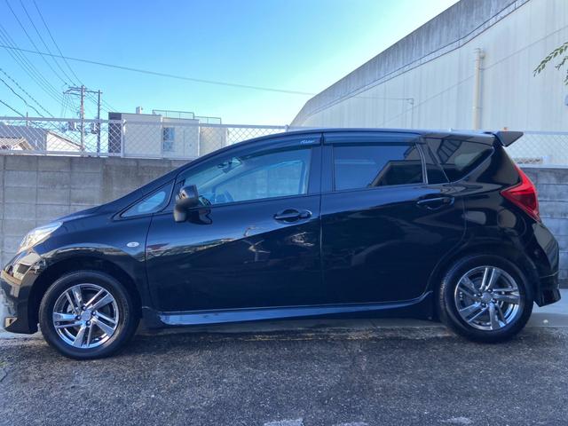 ノート ライダー　ブラックライン　バックカメラ、プッシュスタート、スマートキー、ナビ、フルセグ、Ｂｌｕｅｔｏｏｔｈ（9枚目）