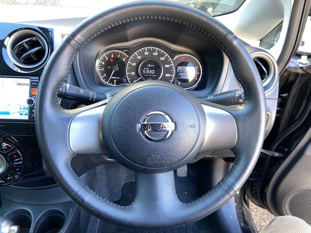 ノート ライダー　ブラックライン　バックカメラ、プッシュスタート、スマートキー、ナビ、フルセグ、Ｂｌｕｅｔｏｏｔｈ（11枚目）