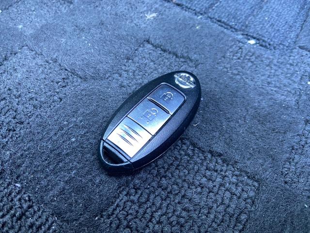 ノート ライダー　ブラックライン　バックカメラ、プッシュスタート、スマートキー、ナビ、フルセグ、Ｂｌｕｅｔｏｏｔｈ（29枚目）