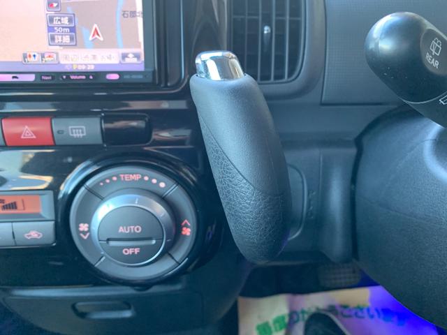 カスタムX HDDナビ フルセグ CD DVD再生可能 ETC 左側パワースライドドア スマートキー オートエアコン HID(11枚目)