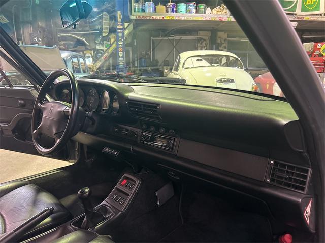 911 911カレラ クーペII ディーラー車 6速MT(19枚目)
