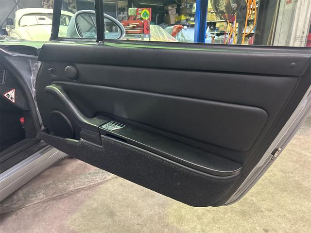 911 911カレラ クーペII ディーラー車 6速MT(21枚目)