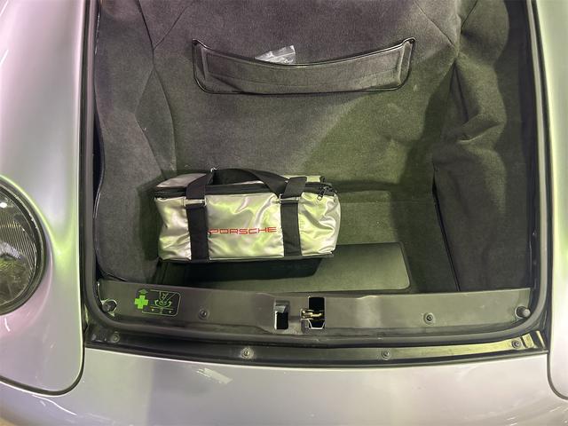 911 911カレラ クーペII ディーラー車 6速MT(23枚目)