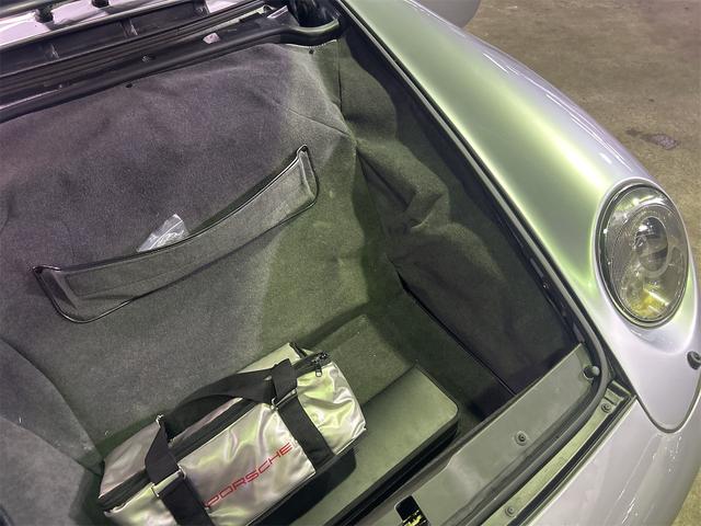 911 911カレラ クーペII ディーラー車 6速MT(24枚目)