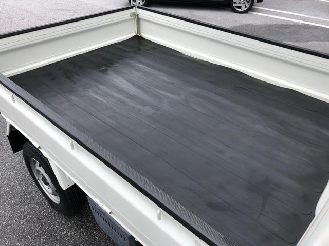 エアコン・パワステ スペシャル 4WD・エアコン・パワステ・5速MT・荷台三方開・ラバーマット・純正フロアマット&ドアバイザー・純正オーディオ・FMラジオ・ヘッドライトレベライザー・走行距離1万km台(27枚目)