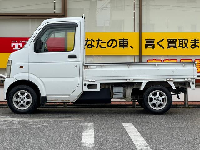 キャリイトラック 　ユーザー買取車・パートタイム４ＷＤ・エアコン・パワステ・カロッツェリアＣＤ・社外スピーカー・荷台三方開・フロア５速ＭＴ・ラバーフロアマット＆ドアバイザー・社外１２インチＡＷ（20枚目）