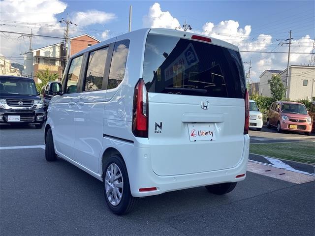 Ｎ－ＢＯＸ ベースグレード　バックカメラ　両側スライド・片側電動　クリアランスソナー　オートクルーズコントロール　レーンアシスト　衝突被害軽減システム　オートライト　ＬＥＤヘッドランプ　スマートキー　アイドリングストップ（18枚目）