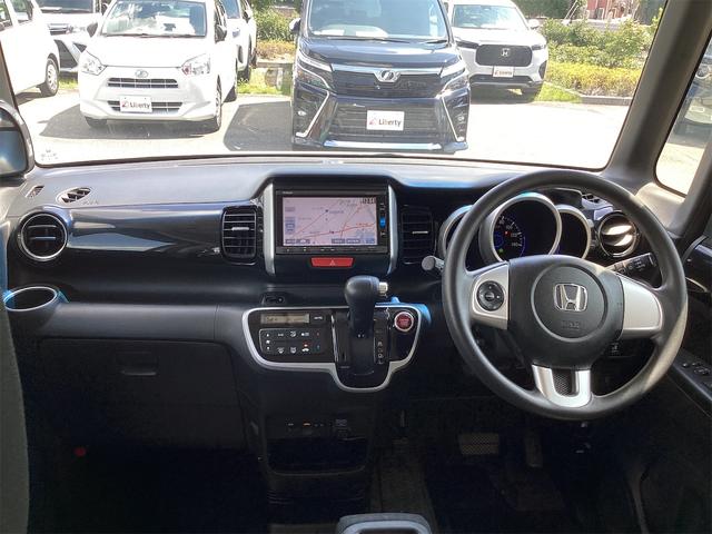 Ｎ－ＢＯＸカスタム Ｇ・Ｌパッケージ　ドライブレコーダー　ＥＴＣ　バックカメラ　両側スライド・片側電動　ナビ　オートライト　ＨＩＤ　スマートキー　アイドリングストップ　ベンチシート　ＣＶＴ　盗難防止システム　ＡＢＳ　ＥＳＣ　アルミホイール（5枚目）