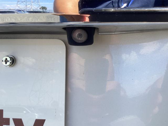 Ｎ－ＢＯＸカスタム Ｇ・Ｌパッケージ　ドライブレコーダー　ＥＴＣ　バックカメラ　両側スライド・片側電動　ナビ　オートライト　ＨＩＤ　スマートキー　アイドリングストップ　ベンチシート　ＣＶＴ　盗難防止システム　ＡＢＳ　ＥＳＣ　アルミホイール（24枚目）
