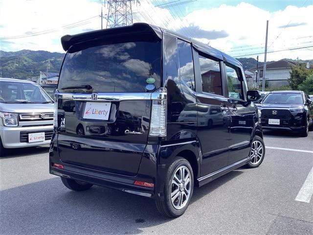 Ｎ－ＢＯＸカスタム Ｇ・Ｌパッケージ　ＥＴＣ　バックカメラ　両側スライド・片側電動　ナビ　ＴＶ　オートライト　ＨＩＤ　スマートキー　アイドリングストップ　電動格納ミラー　ベンチシート　ＣＶＴ　盗難防止システム　ＡＢＳ　ＥＳＣ　ＣＤ（18枚目）