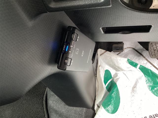 タント カスタムＲＳ　衝突軽減Ｂ　社外ナビ　ＴＶ　Ｂｌｕｅｔｏｏｔｈ対応　Ｂカメラ　両側自動ドア　ＬＥＤヘッドライト　フォグライト　スマートキー　アイドリングストップ　純正アルミホイール（12枚目）