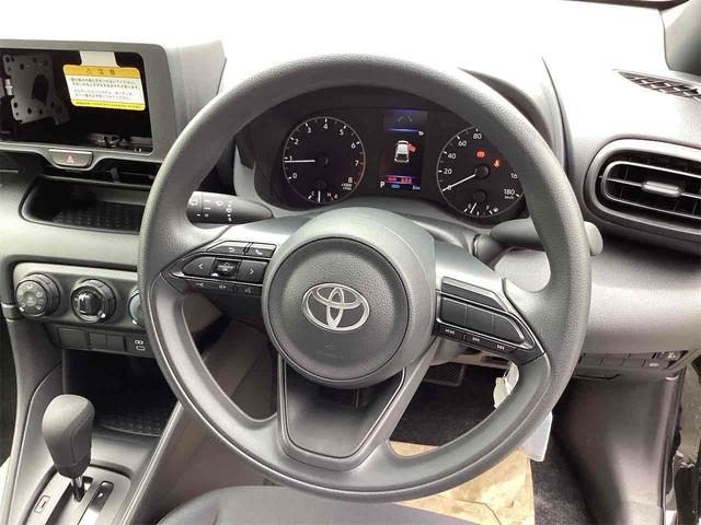 TOYOTA YARIS X