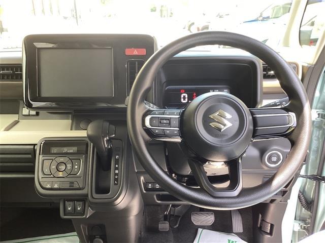 毎回座るフロントシート。運転席は必ず使用する部分ですので、座り心地が重要です！