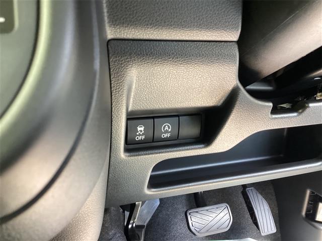 アイドリングストップ機能付き！【信号待ち等の停車時にエンジンを一時的に停止させ低燃費運転をアシストします♪】