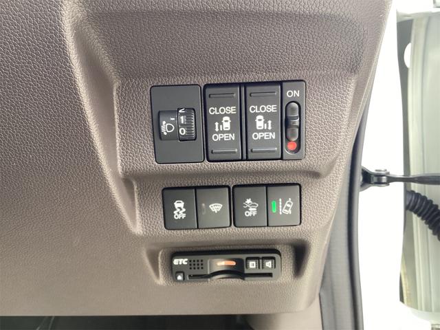 フリード G・ホンダセンシング ETC バックカメラ ナビ TV オートクルーズコントロール レーンアシスト 衝突被害軽減システム 両側電動スライドドア スマートキー アイドリングストップ 電動格納ミラー 3列シート CVT CD(13枚目)