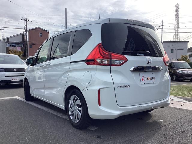 フリード G・ホンダセンシング ETC バックカメラ ナビ TV オートクルーズコントロール レーンアシスト 衝突被害軽減システム 両側電動スライドドア スマートキー アイドリングストップ 電動格納ミラー 3列シート CVT CD(21枚目)
