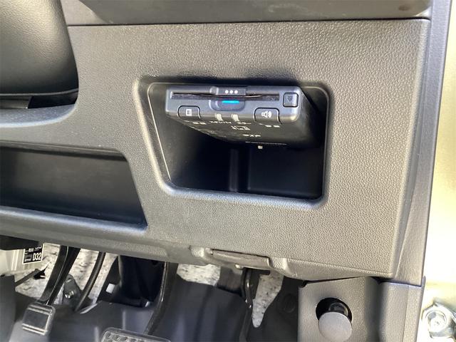 高速走行もスムーズにお支払いが可能な【ＥＴＣ】ご納車までにセットアップを行い、ご納車時にはご利用いただけるようにいたします。