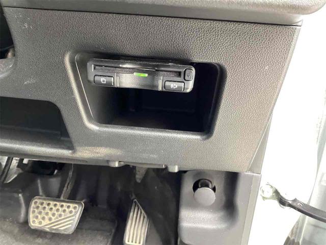 高速走行もスムーズにお支払いが可能な【ＥＴＣ】ご納車までにセットアップを行い、ご納車時にはご利用いただけるようにいたします。