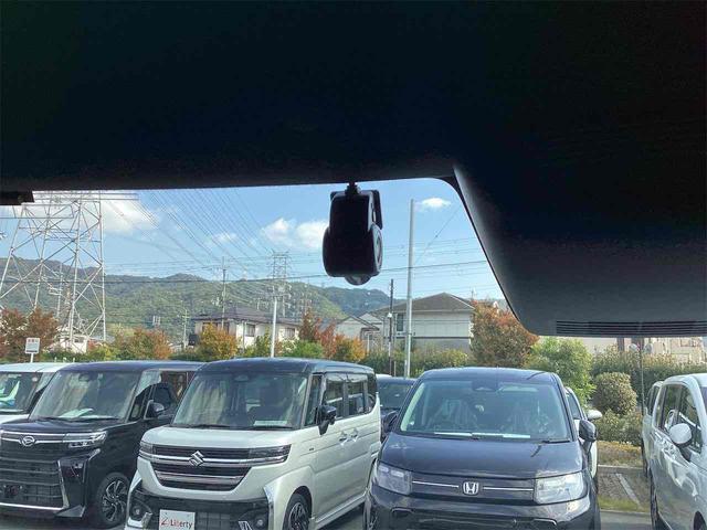 ご覧頂きまして誠に有難うございます！！是非ご来店して頂き、実際にご覧になって頂ければと思います。お客様からのご連絡をスタッフ一同、心よりお待ちしております