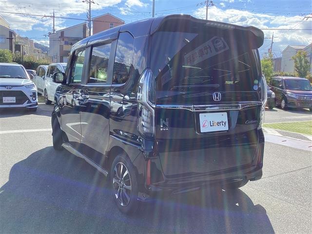 N-BOXカスタム G・Lホンダセンシング 衝突軽減B 純正8インチナビ Bluetooth対応 Bカメラ ETC 左パワースライドドア アダプティブクルーズコントロール LEDヘッドライト フォグライト スマートキー アイドリングストップ(19枚目)