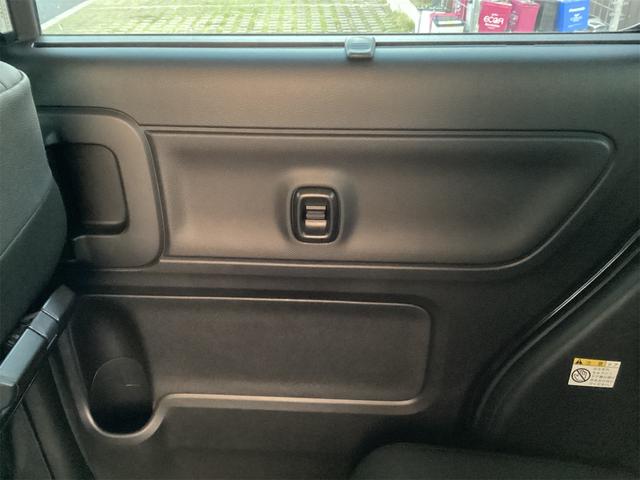 スペーシアカスタム ハイブリッドＸＳターボ　ナビ　全周囲カメラ　Ｂｌｕｅｔｏｏｔｈ　ＥＴＣ　両側電動スライドドア　ＴＶ　クリアランスソナー　オートクルーズコントロール　レーンアシスト　衝突被害軽減システム　オートライト　ＬＥＤヘッドランプ（27枚目）