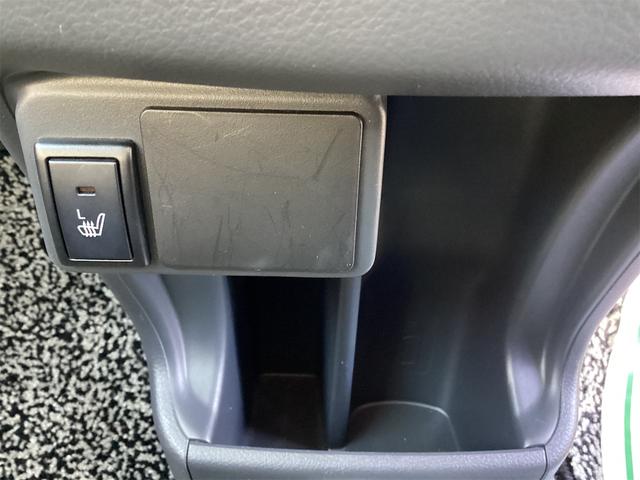 ハスラー Ｊスタイル　ＥＴＣ　衝突被害軽減システム　オートライト　ＨＩＤ　スマートキー　アイドリングストップ　電動格納ミラー　シートヒーター　ベンチシート　ＣＶＴ　盗難防止システム　ＡＢＳ　ＥＳＣ　ＣＤ　ＵＳＢ（9枚目）