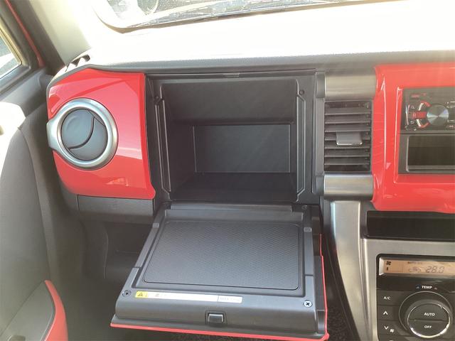 ハスラー Ｊスタイル　ＥＴＣ　衝突被害軽減システム　オートライト　ＨＩＤ　スマートキー　アイドリングストップ　電動格納ミラー　シートヒーター　ベンチシート　ＣＶＴ　盗難防止システム　ＡＢＳ　ＥＳＣ　ＣＤ　ＵＳＢ（13枚目）