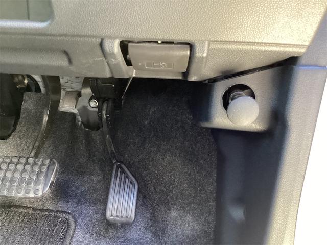 タント ＸリミテッドＳＡＩＩＩ　ＥＴＣ　全周囲カメラ　両側電動スライドドア　ナビ　ＴＶ　クリアランスソナー　衝突被害軽減システム　オートマチックハイビーム　ＬＥＤヘッドランプ　スマートキー　アイドリングストップ（12枚目）