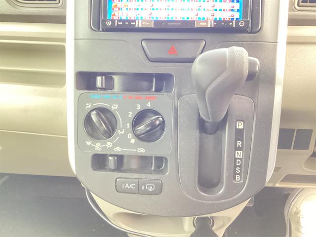 タント Ｌ　ＳＡ　ＥＴＣ　ナビ　ＴＶ　衝突被害軽減システム　キーレスエントリー　アイドリングストップ　電動格納ミラー　後席モニター　ＣＶＴ　盗難防止システム　ＡＢＳ　ＥＳＣ　ＣＤ　ＵＳＢ（12枚目）