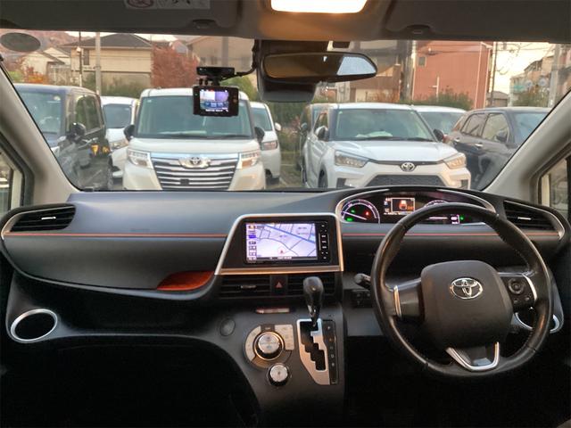 シエンタ ハイブリッド　ファンベースＧ　バックカメラ　ナビ　ＴＶ　オートクルーズコントロール　レーンアシスト　衝突被害軽減システム　両側電動スライドドア　オートマチックハイビーム　スマートキー　電動格納ミラー　ＣＶＴ（11枚目）