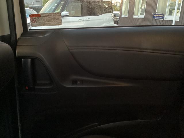 シエンタ ハイブリッド　ファンベースＧ　バックカメラ　ナビ　ＴＶ　オートクルーズコントロール　レーンアシスト　衝突被害軽減システム　両側電動スライドドア　オートマチックハイビーム　スマートキー　電動格納ミラー　ＣＶＴ（29枚目）