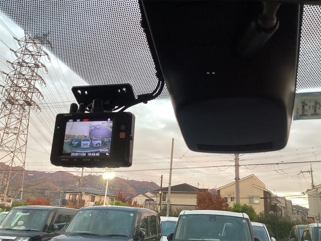 シエンタ ハイブリッド　ファンベースＧ　バックカメラ　ナビ　ＴＶ　オートクルーズコントロール　レーンアシスト　衝突被害軽減システム　両側電動スライドドア　オートマチックハイビーム　スマートキー　電動格納ミラー　ＣＶＴ（39枚目）