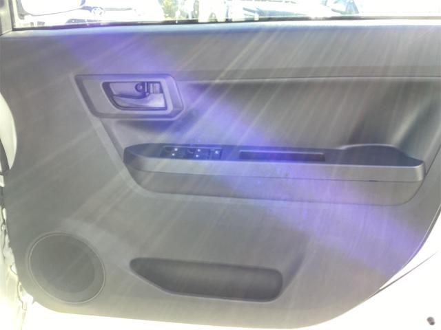 ダイハツ ミライース 32枚目