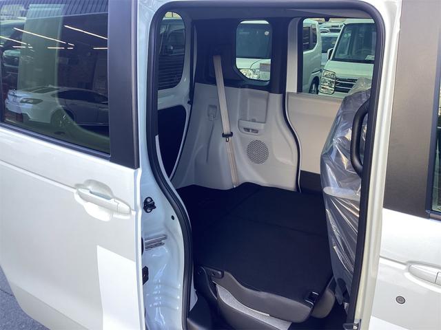 Ｎ－ＢＯＸ ベースグレード　バックカメラ　両側スライド・片側電動　クリアランスソナー　オートクルーズコントロール　レーンアシスト　衝突被害軽減システム　オートライト　ＬＥＤヘッドランプ　スマートキー　アイドリングストップ（31枚目）