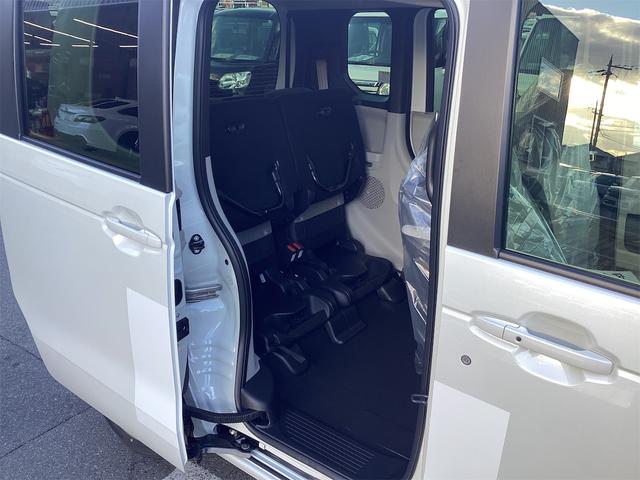 Ｎ－ＢＯＸ ベースグレード　バックカメラ　両側スライド・片側電動　クリアランスソナー　オートクルーズコントロール　レーンアシスト　衝突被害軽減システム　オートライト　ＬＥＤヘッドランプ　スマートキー　アイドリングストップ（32枚目）