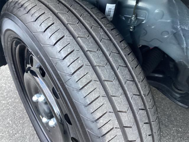 タフト Ｘ　バックカメラ　クリアランスソナー　衝突被害軽減システム　オートライト　ＬＥＤヘッドランプ　スマートキー　アイドリングストップ　電動格納ミラー　サンルーフ　ＣＶＴ　盗難防止システム　ＡＢＳ　ＥＳＣ（24枚目）