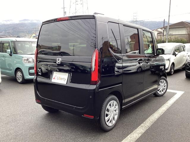 Ｎ－ＢＯＸ ベースグレード　バックカメラ　両側スライド・片側電動　クリアランスソナー　オートクルーズコントロール　レーンアシスト　オートライト　アイドリングストップ　電動格納ミラー　シートヒーター　ＣＶＴ　ＥＳＣ（17枚目）