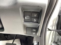 ���ꥢ��󥹥��ʡ��դ��ʤΤǾ㳲ʪ�򥻥󥵡��Ǵ��Τ����ɥ饤�С��˾��ͤδ������Τ餻�Ƥ���ޤ��� 4