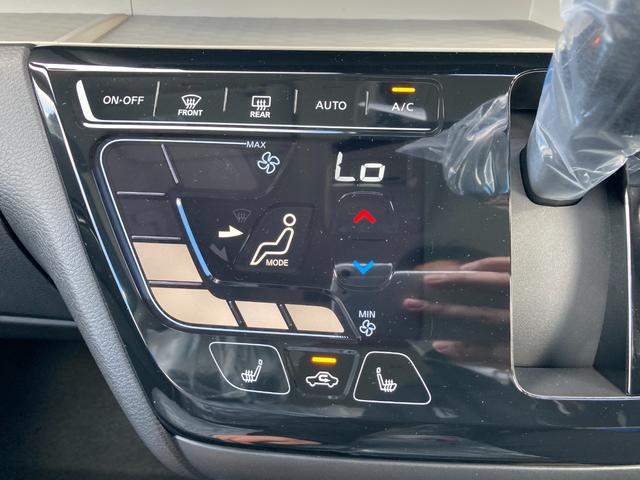デリカミニ Ｇ　プレミアム　届出済み未使用車、全方位カメラ、両側電動スライドドア（28枚目）