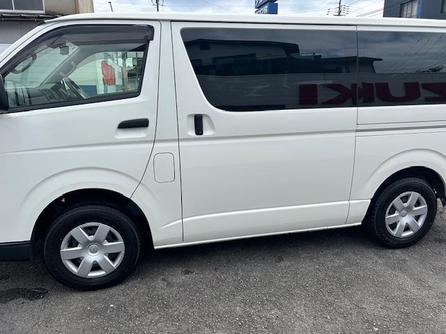 ハイエースバン ＤＸ　５ドア　ディーゼルＴ　ＤＸ　４ＷＤ　標準ボディ（3枚目）